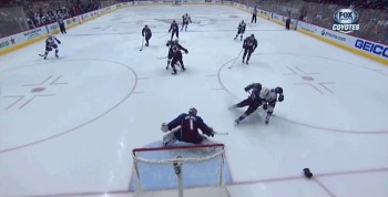 L'Avalanche s'offre un bel autogoal