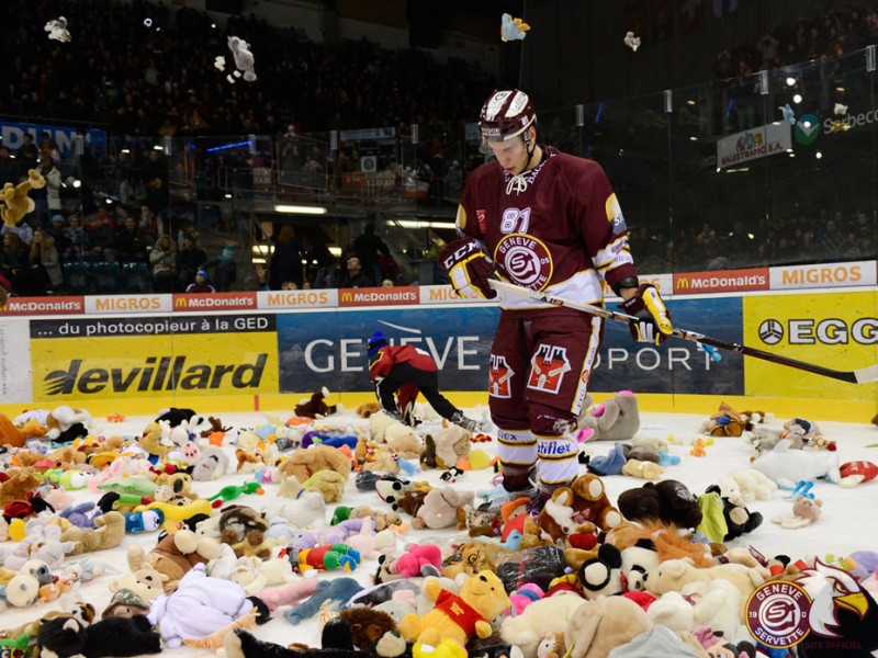 Opérations spéciales en hockey : élan du cœur ou opération marketing ?