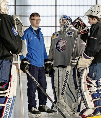Portrait de Markus Peter, entraîneur à succès des gardiens des ZSC Lions