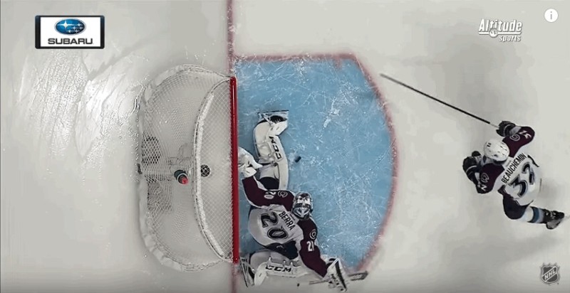 A revoir : l'arrêt de Reto Berra sur Max Pacioretty