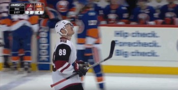 Mikkel Boedker profite de la nonchalance des Islanders