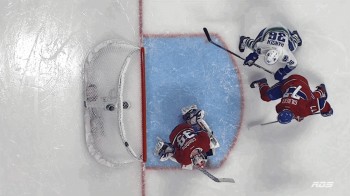 Petit flottement avec ce puck qui disparaît