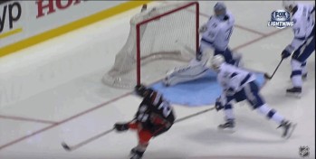 Un bel arrêt de Ben Bishop