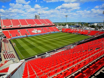 Les Leafs accueilleraient la Winter Classic 2017 face aux Rangers