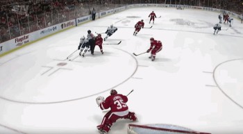 NHL : un arbitre plutôt encombrant