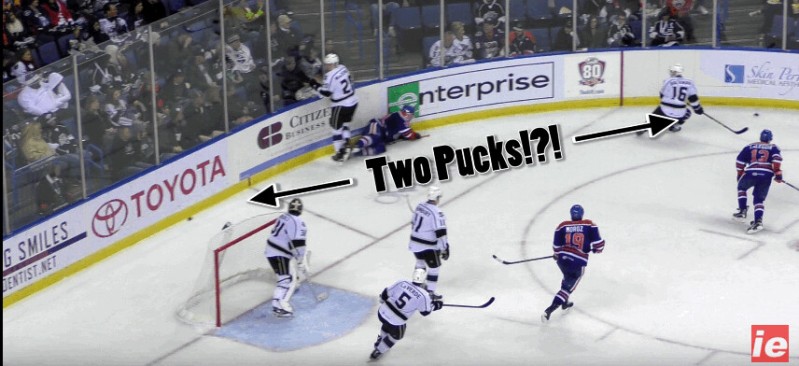 Un léger souci avec deux pucks sur la glace