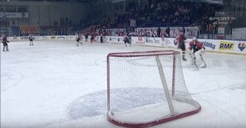 Un bien bel autogoal d'un gardien polonais