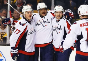 Evgeny Kuznetsov aussi précis pour passer que pour marquer