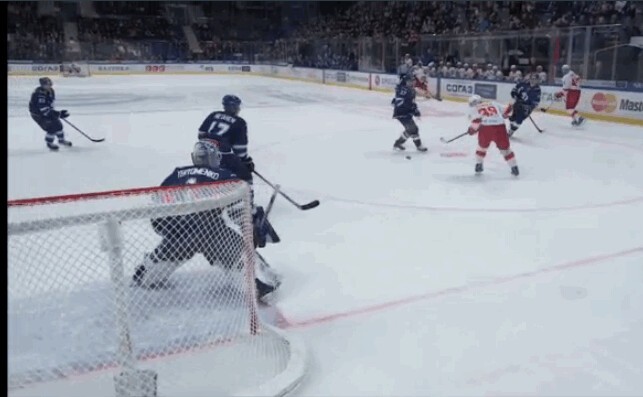 Niko Kapanen toujours aussi précis