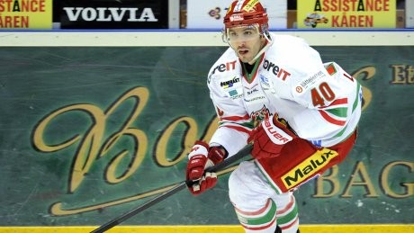 Maxim Lapierre s'est engagé avec Lugano