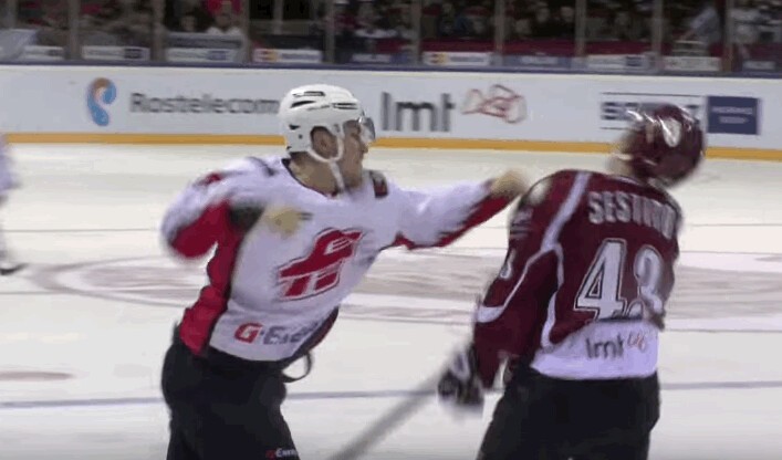 Tim Sestito a trouvé du répondant en KHL