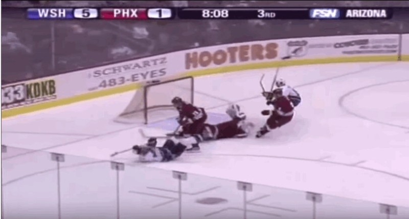 Alex Ovechkin marquait son plus célèbre but il y a 10 ans