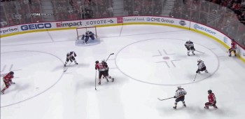 Sublime passe de Patrick Kane pour un magnifique but d'Artemi Panarin