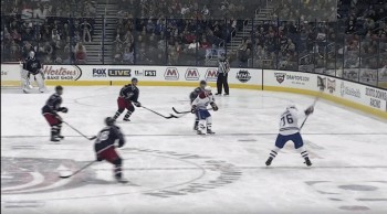 A voir : P.K. Subban marque du centre de la glace