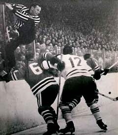 Rétro : le dangereux métier d'arbitre dans les années 50