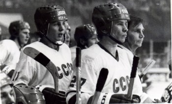 Rétro : Igor Larionov, Vyacheslav Bykov et Viktor Tikhonov en 1983