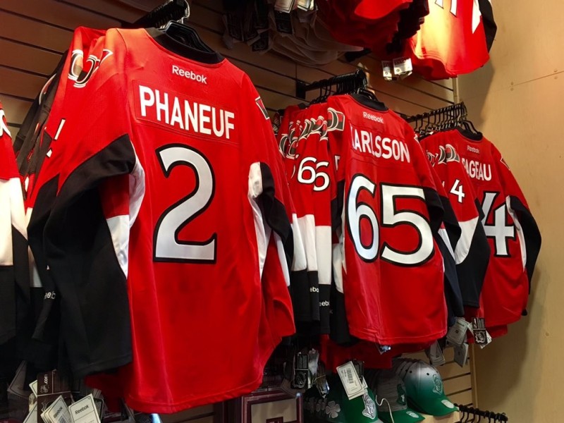 Le store des Sénateurs plutôt réactif...