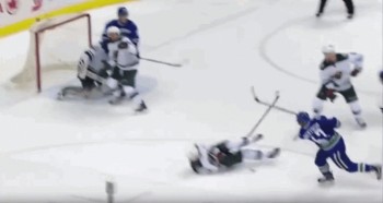 A revoir : Nino Niederreiter paie le prix pour marquer son 50ème but en NHL