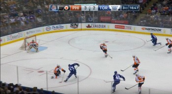 Nazem Kadri s'amuse dans la défense des Flyers
