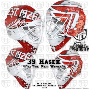 Le masque de Petr Mrazek pour la Stadium Serie