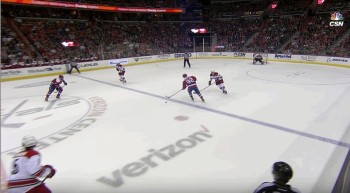 Alex Ovechkin marque un but gagnant manifestement entaché d'un hors jeu