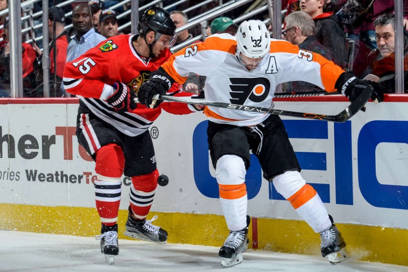 Les Flyers battent Chicago et pointent la huitième place