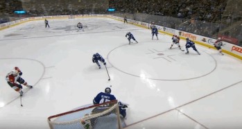 Déviation parfaite de Ben Smith pour tromper son propre gardien