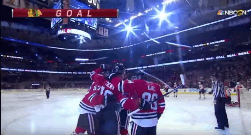 Tous les buts de Jonathan Toews cette saison