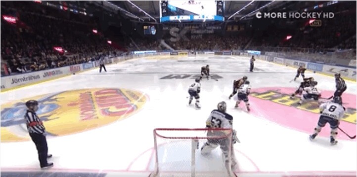 Suède : un but gagnant sur un engagement