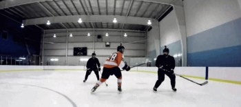 Une belle feinte de Claude Giroux