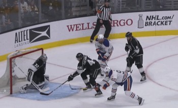 McDavid aide Lecavalier à marquer un bel autogoal