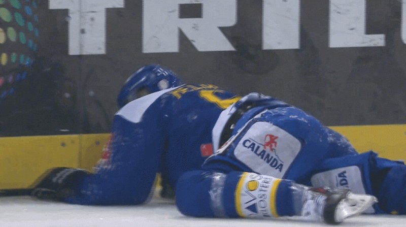 A revoir : les charges de Tristan Scherwey et Justin Krueger