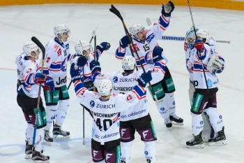 Les clubs sont-ils de plus en plus sous l’influence des médias et des sponsors ?