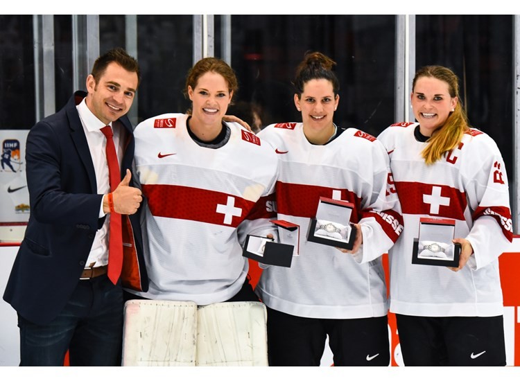 Mondiaux féminins : la Suisse gagne la série contre la relégation et conserve sa place
