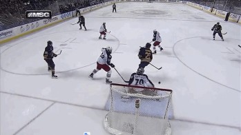 Une subtile déviation de Sam Reinhart