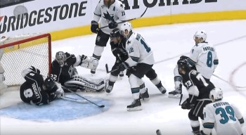 Drew Doughty se substitue à Jonathan Quick de bien belle façon