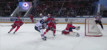 Superbe arrêt d'Ilya Sorokin