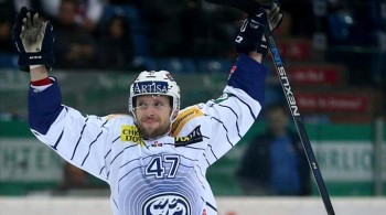 Mikko Mäenpää restera finalement à Ambri