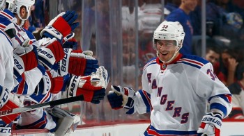 Alain Vigneault parle du rappel de Raphael Diaz