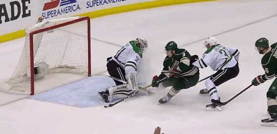 Un bien joli but de Charlie Coyle