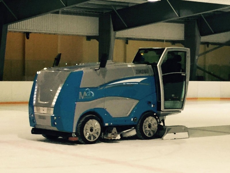 Des surfaceuses d'avant-garde en banlieue zurichoise