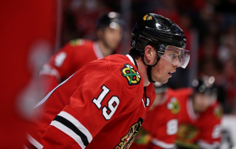 Tous les buts de Jonathan Toews cette saison en vidéo