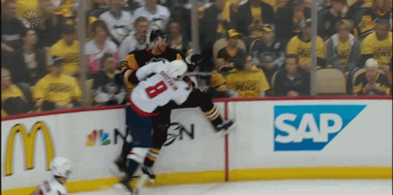 Le train Alex Ovechkin est encore passé