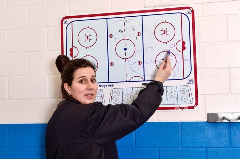 Daniela Diaz devient la première coach nationale à plein temps