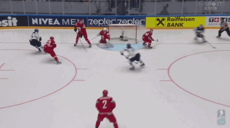 Superbe but de Patrik Laine et de la Finlande