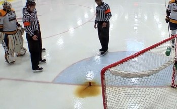 Le Lightning fait le break, le match des Huskies interrompu