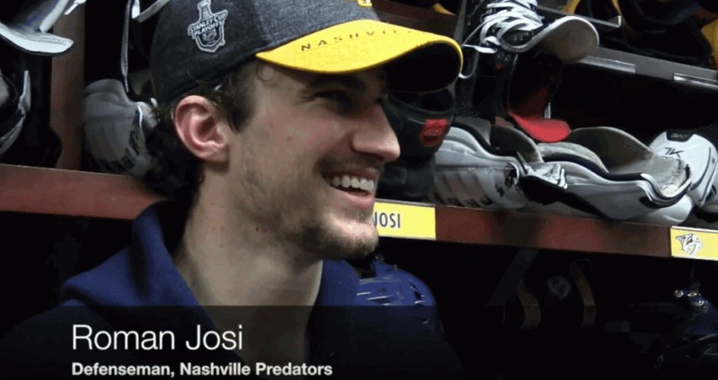 Interview d'après-match enjouée de Roman Josi