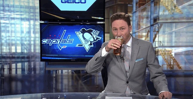 Un animateur s'offre un remontant matinal suite à l'élimination des Capitals