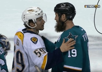 Vidéo de la poignée de main finale entre les Sharks et les Preds