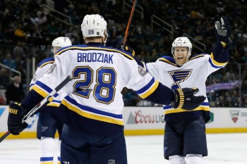 Les Blues nivellent également leur série